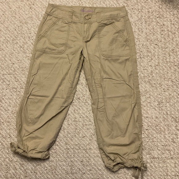 ☀️ Aeropostale khaki pants - size 7/8 - Picture 4 of 11